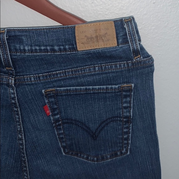 Ripped Levi jeans - Picture 3 of 3